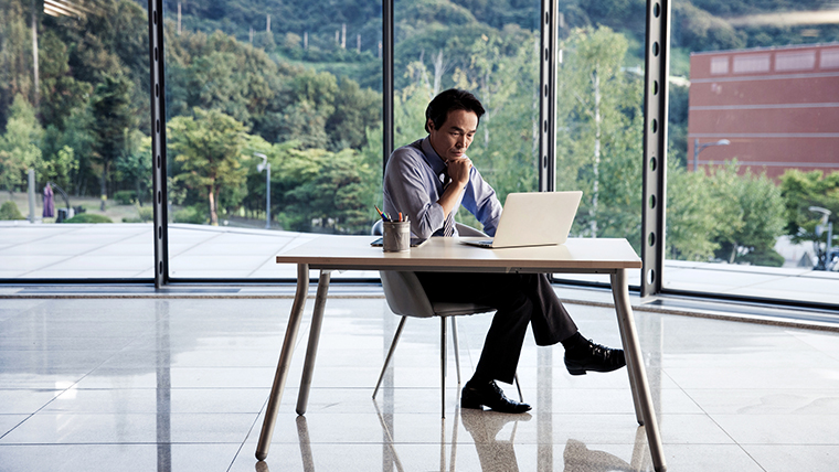 working man; the image used for foreign currency solutions