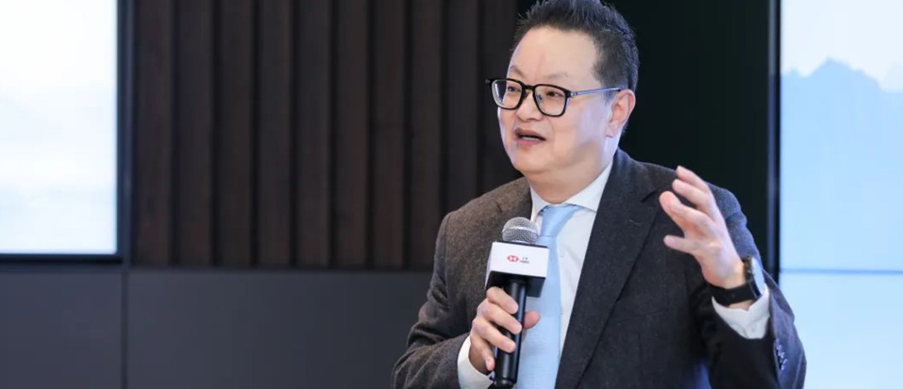 李峰, 汇丰中国副行长兼财富管理及个人银行业务总监