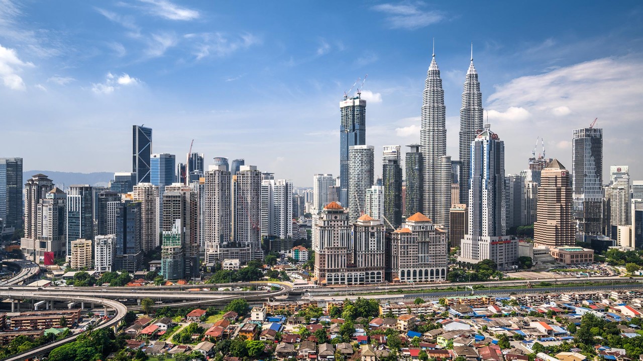 kuala lumpur skyline